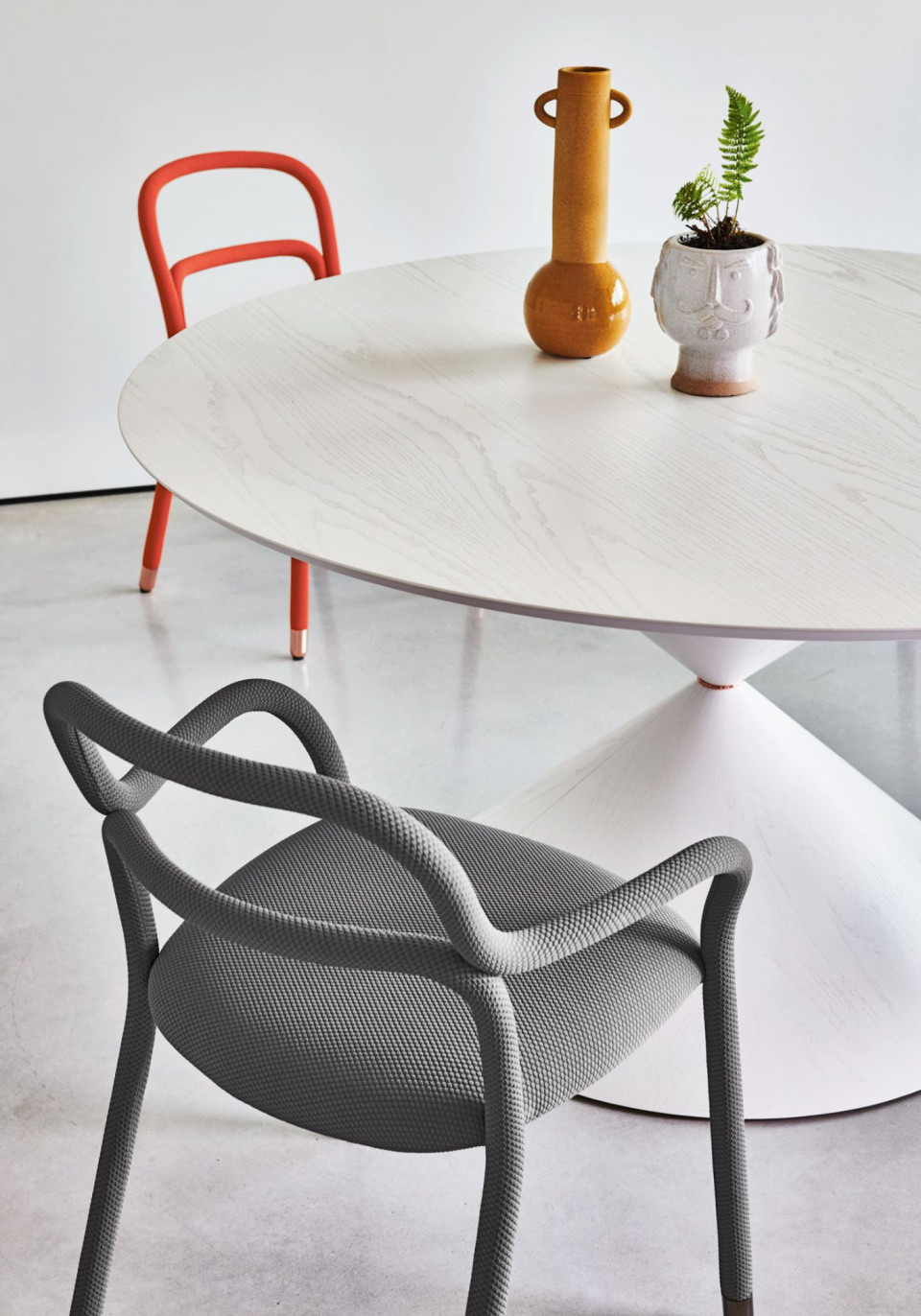Clessidra table by Midj design Paolo Vernier