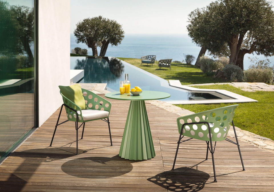 Plissé bistrò base in light green metal design Paola Navone